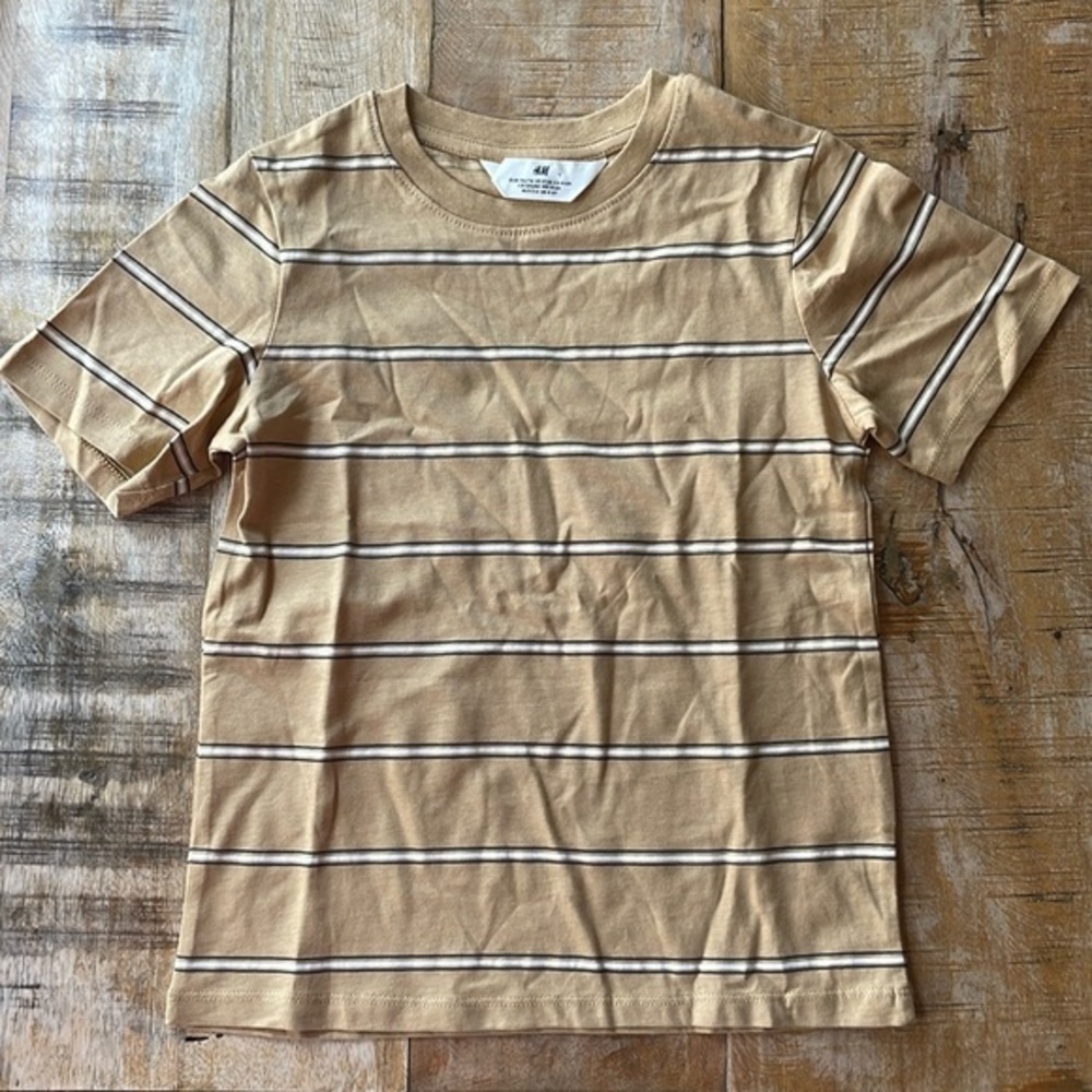 NWOT H&M boys tee size 5t/6